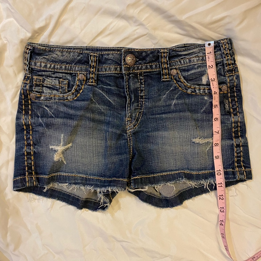 Sliver shorts💋